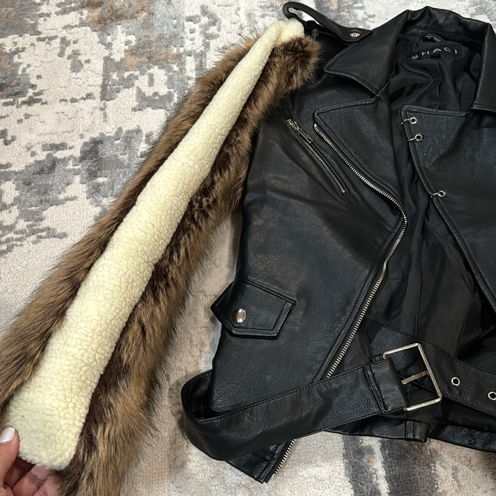 Shaci faux fur leather jacket - Picture 2 of 3